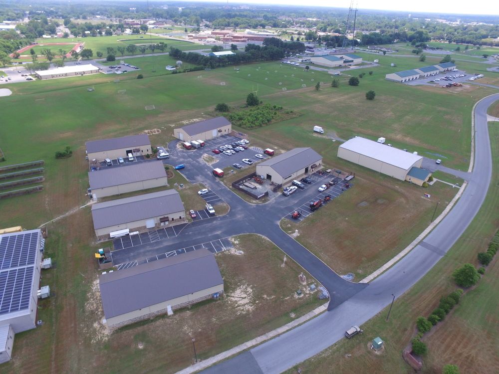 Venture Business Center: 180-187 Kent Dr, Seaford, DE 19973